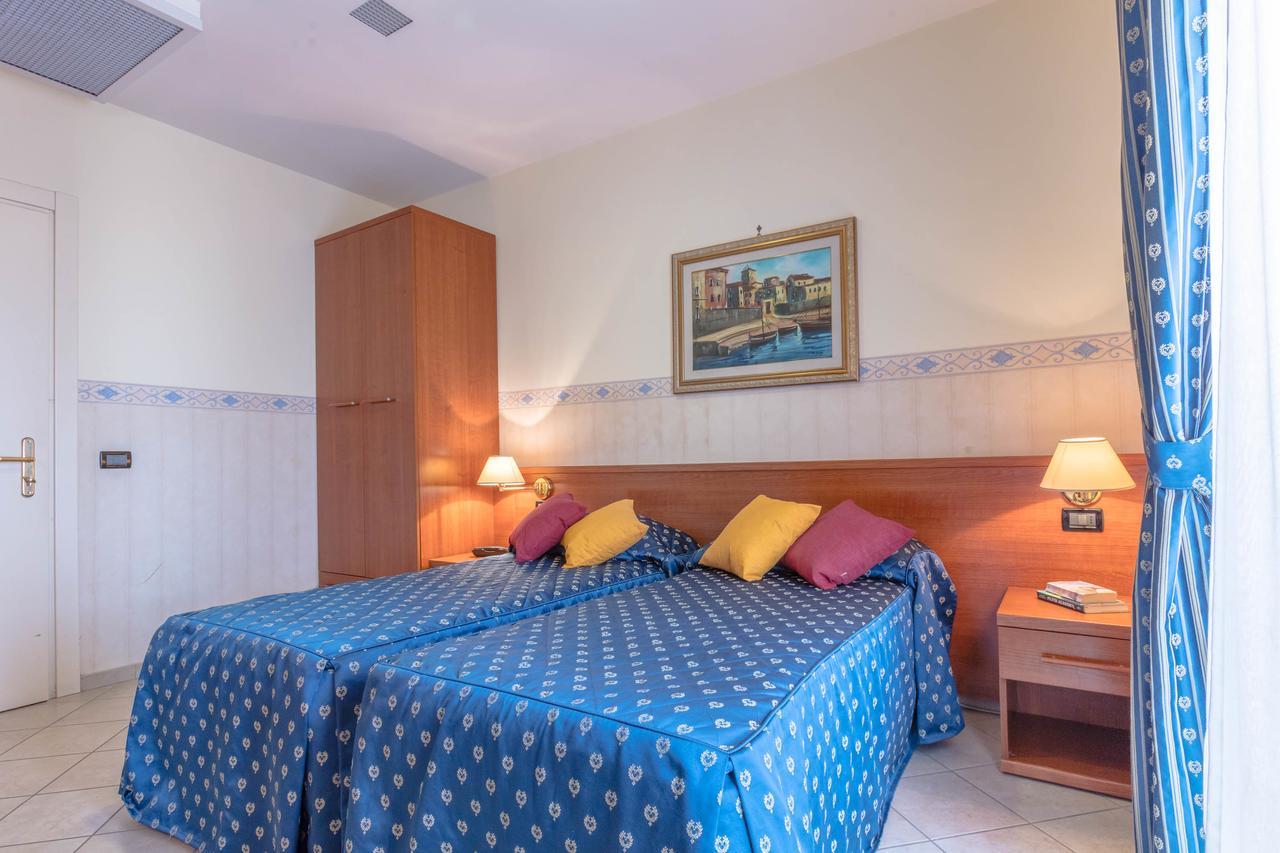 Hotel Traiano Civitavecchia Εξωτερικό φωτογραφία
