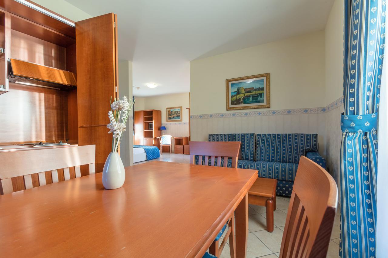 Hotel Traiano Civitavecchia Εξωτερικό φωτογραφία