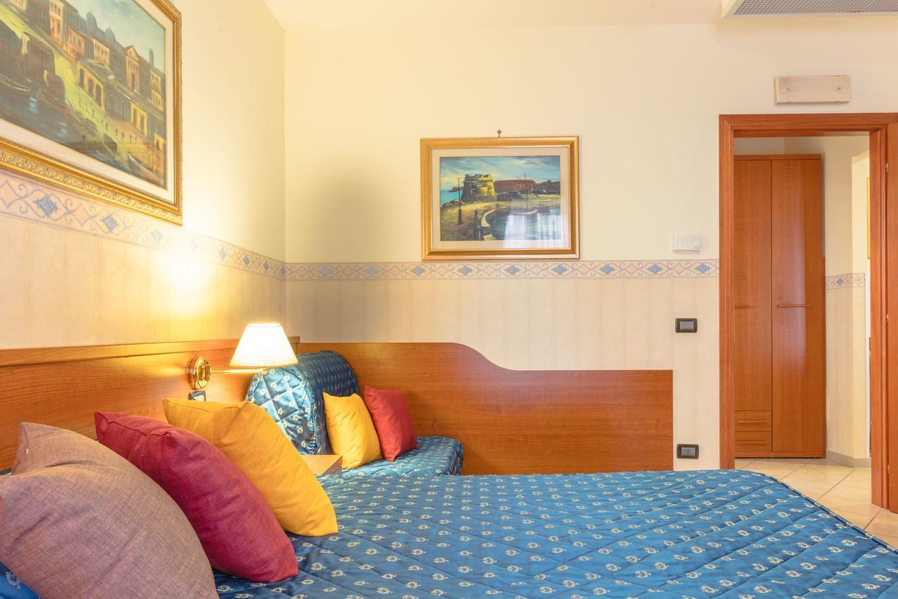 Hotel Traiano Civitavecchia Εξωτερικό φωτογραφία
