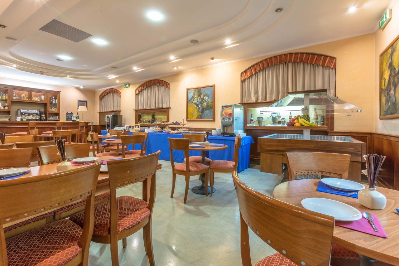 Hotel Traiano Civitavecchia Εξωτερικό φωτογραφία